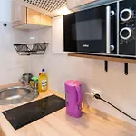 Regem Nowogrodzka *