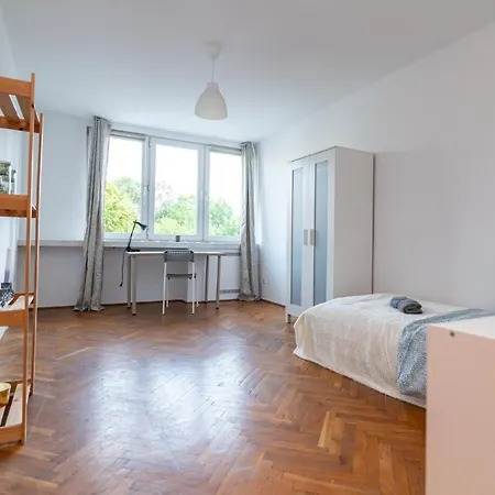 Regem Nowogrodzka Apartman *