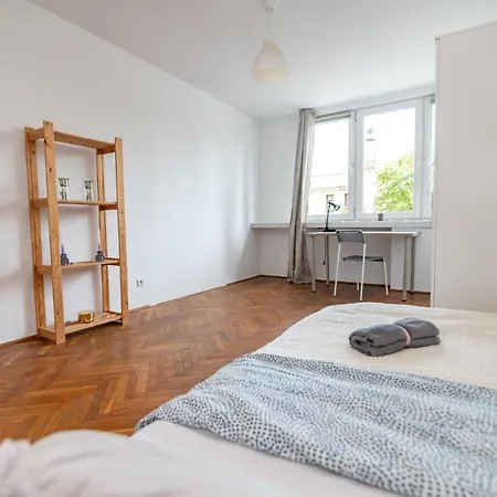 Regem Nowogrodzka Lejlighed Warszawa