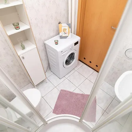 Regem Nowogrodzka وارسو